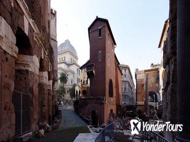 The Heart of Ancient Rome and Ghetto Walking Tour