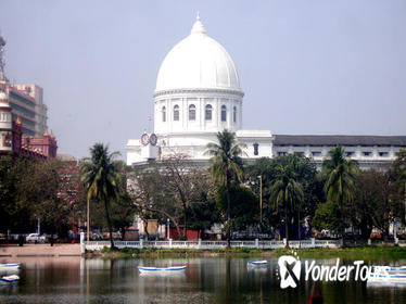 The Second City of Empire: A Kolkata Heritage Walking Tour with Private Transfer