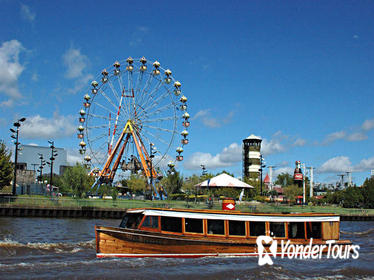 Tigre Tour with Riverfront Lunch