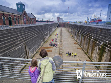 Titanic Walking Tour in Belfast