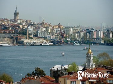 Traditional Boat Trip and Fener-Balat Areas Walking Tour