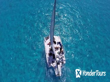 Trimaran Sightseeing Cruise in Cancun