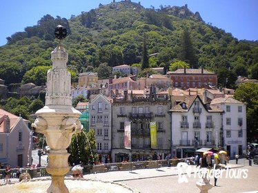 VAN PRIVATE TOUR Sintra, Cascais & Estoril VAN PRIVATE TOUR Sintra, Cascais & Estoril