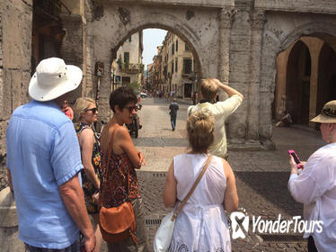 Verona Walking Tour: Verona Arena and Historical Centre