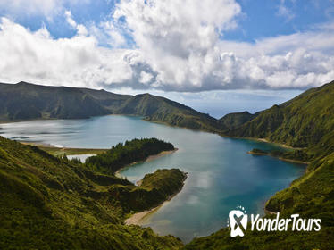 Walking Tour: Lagoa do Fogo from Ponta Delgada