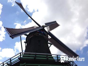 Wheelchair Accessible Tour to Zaanse Schans, Volendam & Marken