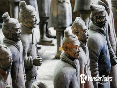 Xi'an 1-Day Bus Tour of Terracotta Army