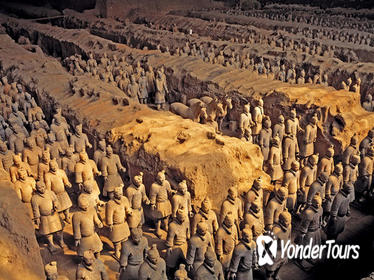 Xian Private Layover Tour: Terracotta Warriors and City Highlights with Round-trip Airport Transfer