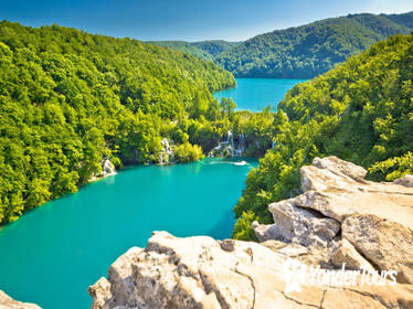 Zagreb Super Saver: Zagreb Walking Tour and Plitvice Lakes National Park Day Trip Zagreb Super Saver: Zagreb Walking Tour and Plitvice Lakes National Park Day Trip