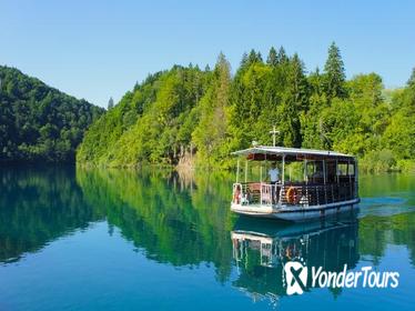 Zagreb to Split Group Transfer with Plitvice Lakes Tour