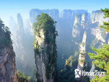 Zhangjiajie Private 4-Day Tour: Tianzi and Yuanjiajie Mountains