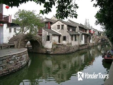 Zhouzhuang and Shanghai in One Day with Lunch