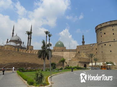Private Day-Tour to Egyptian Museum, Citadel of Sala Din and Old Cairo