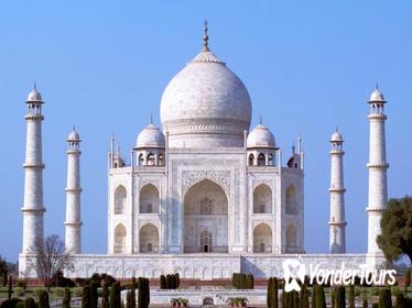 Day trip to Agra by Car from Delhi :- Visit Taj Mahal & Agra Fort