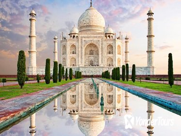 Taj Mahal and Agra Fort Private Day Trip by Train from Delhi