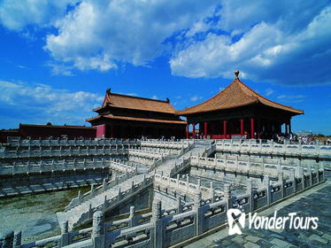 Coach Tour of Tian'anmen Square Forbidden City and Badaling Great Wall