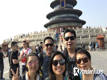 Private Half-Day Temple of Heaven and Lama Temple Tour by Metro