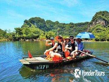 Small-Group Vietnamese Countryside Tour by Bike and Boat from Hanoi