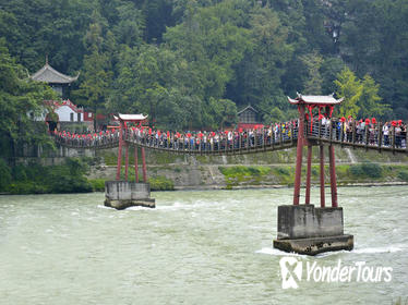 All-Inclusive Private Day Tour of World Heritage Sites: Mount Qingcheng and Dujiangyan