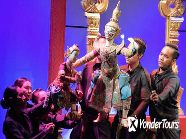 Traditional Thai Puppet Show (Jo Louis Theatre) at Asiatique