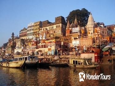 Private Tour: 5-Day Varanasi and Khajuraho from Delhi
