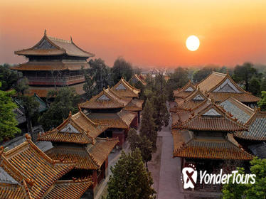 Qufu Private Tour of Confucius Temple plus Kong's Family Mansion and Cemetery by Public Transportation