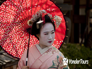 Maiko Performance and Dinner Overlooking Kiyotaki River