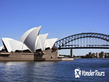 Christmas Day Lunch Cruise on Sydney Harbour