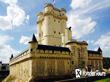 Paris Off-the-Beaten-Path Bike Tour : Vincennes Castle