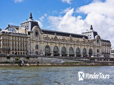 Super Saver Skip-the-line & Private Guided Tour: Orsay Museum and Montmartre