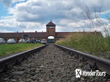 Auschwitz-Birkenau Memorial and Museum Trip from Krakow Old Town