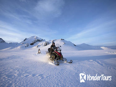 Golden Circle Day Trip from Reykjavik plus Snowmobiling on Langjökull Glacier