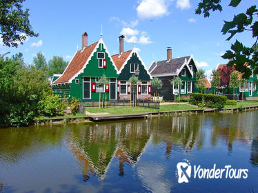 Dutch Countryside and Culture Tour from Amsterdam Including Zaanse Schans, Edam and Volendam