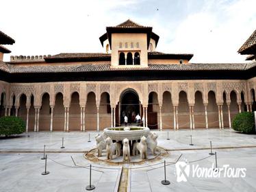 Alhambra Ticket with Audio Guide including Nasrid Palaces