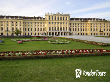 Private Vienna City Tour with Schonbrunn Palace Visit