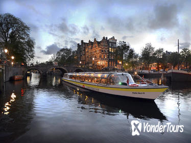 Amsterdam Evening Canal Cruise with 4-Course Dinner and Drinks