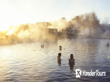 Secret Lagoon, Buffet Dinner, and Northern Lights Tour from Reykjavik