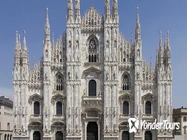 Skip-the-line Duomo Tour with Rooftop Access