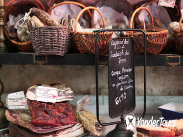 Marais District Food Walking Tour with Wine and Cheese Tastings