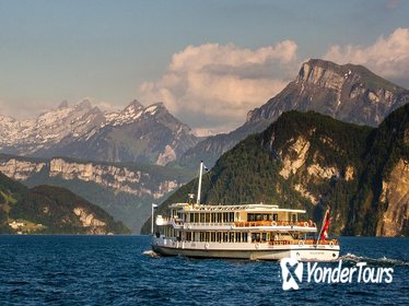 Lucerne Walking and Boat Tour: The Total Swiss Experience