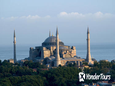 Small-Group Istanbul in One Day Tour Including Topkapi Palace and Hagia Sophia