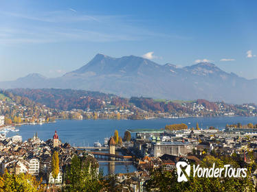 Lucerne Morning City Walk with a Local Guide