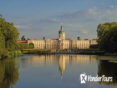 Tour, classical afternoon concert and gala dinner at Charlottenburg Palace