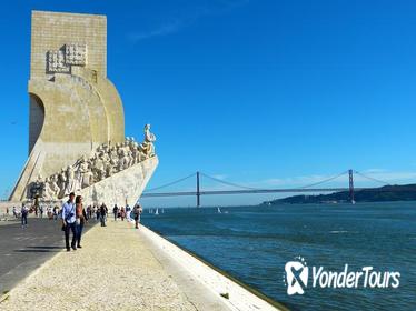 Discovering Lisbon City (4 hours) - Private Luxury Sedan or Minivan