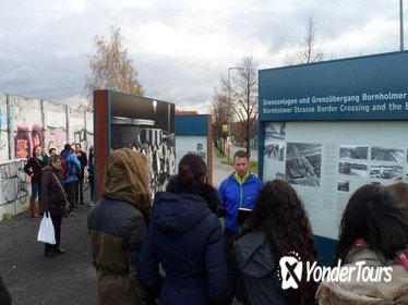2.5-Hour Berlin Wall and Memorial Sites Walking Tour