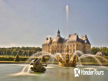 An Evening at Vaux-le-Vicomte Palace Including Dinner and Candlelight Visit An Evening at Vaux-le-Vicomte Palace Including Dinner and Candlelight Visit