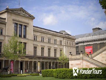 Skip-the-Line Pergamon and New Museum Guided Tour in Berlin including Museum Island Day Pass Skip-the-Line Pergamon and New Museum Guided Tour in Berlin including Museum Island Day Pass