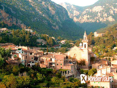 Palma de Mallorca Shore Excursion: Private Tour of Palma, Deia and Soller Valley