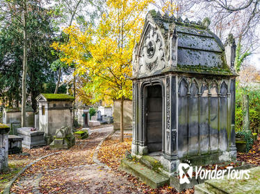 Semi-Private Guided Walking Tour: Pere Lachaise Cemetery