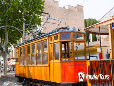 Mallorca in One Day Sightseeing Tour with Boat Ride and Vintage Train